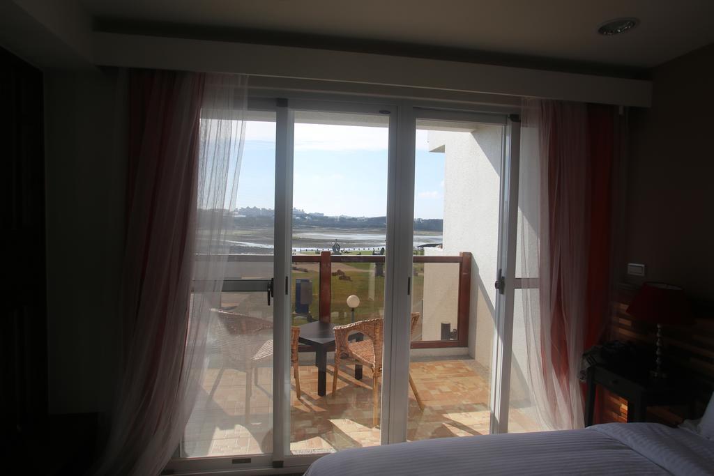 Malibu Oceanview Homestay Маґун Номер фото