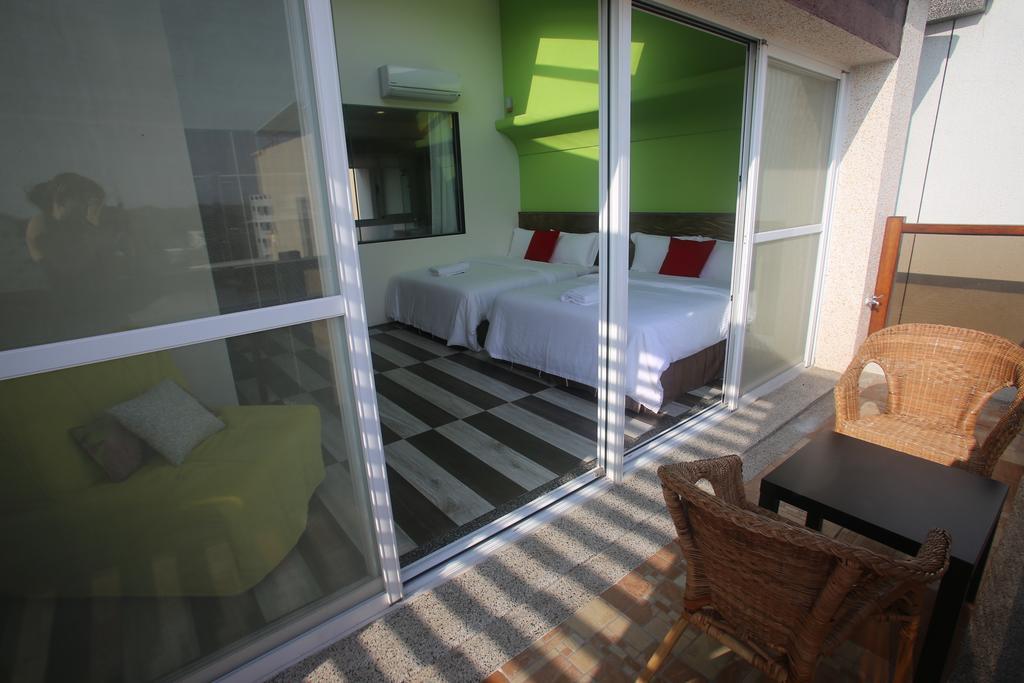 Malibu Oceanview Homestay Маґун Номер фото