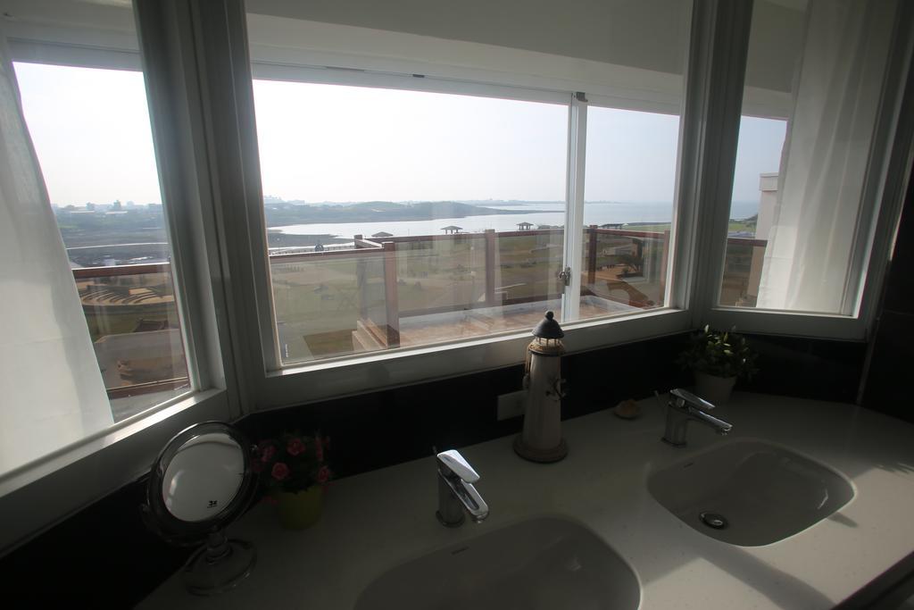 Malibu Oceanview Homestay Маґун Екстер'єр фото